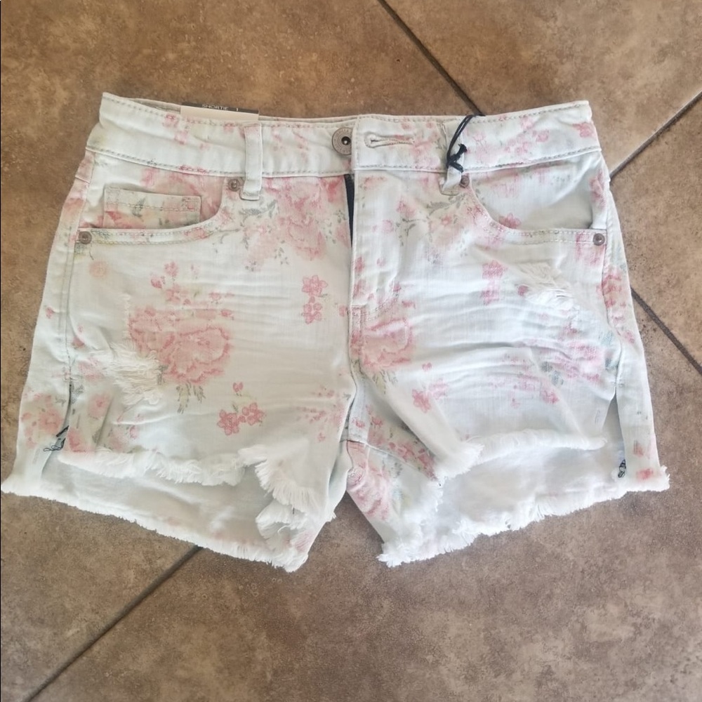 NWT Vanilla Star girls shorts with pink roses